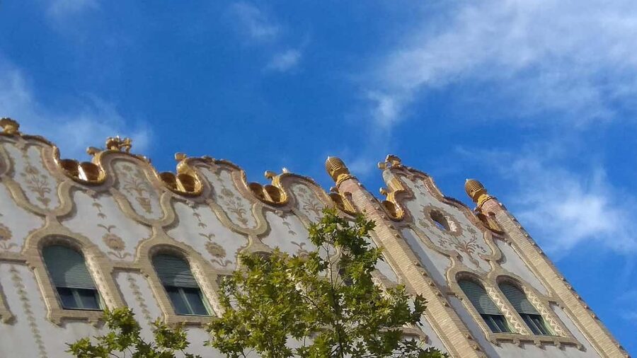 Budapest: Guided City Walking Tour in Buda and Pest - What the digital guides add