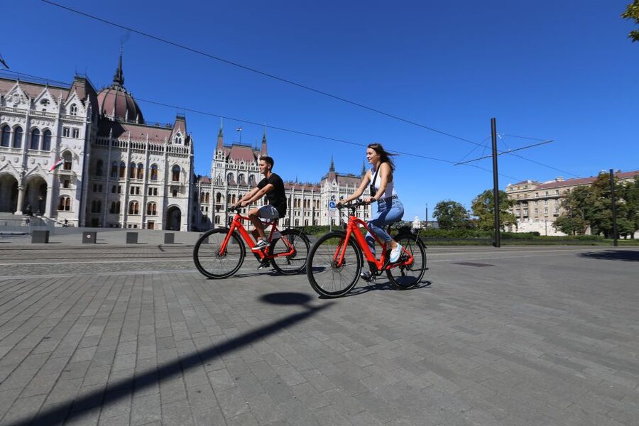 Budapest: Guided Downtown Electric Bike Tour - Castle Hill, Matthias Church, and Fisherman’s Bastion