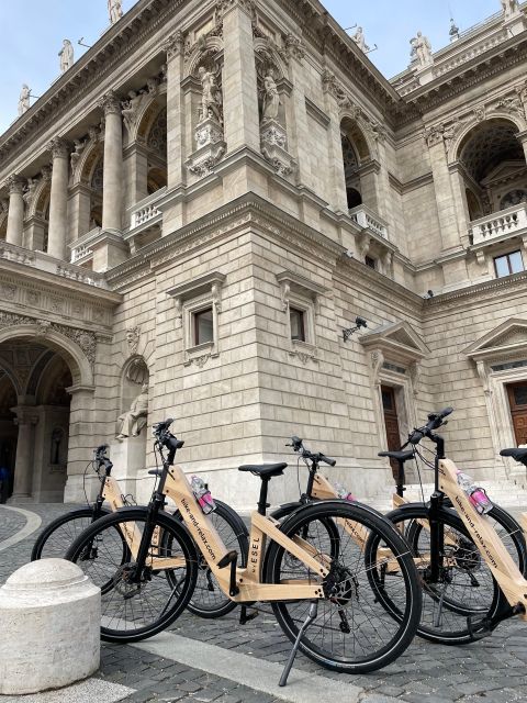 Budapest: Guided Downtown Electric Bike Tour - Guides, bikes, and the pace of the ride