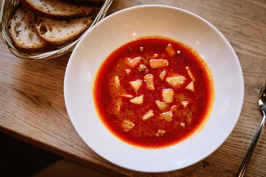 Budapest Guided Food Tour with Drinks Included - Key points to know before booking