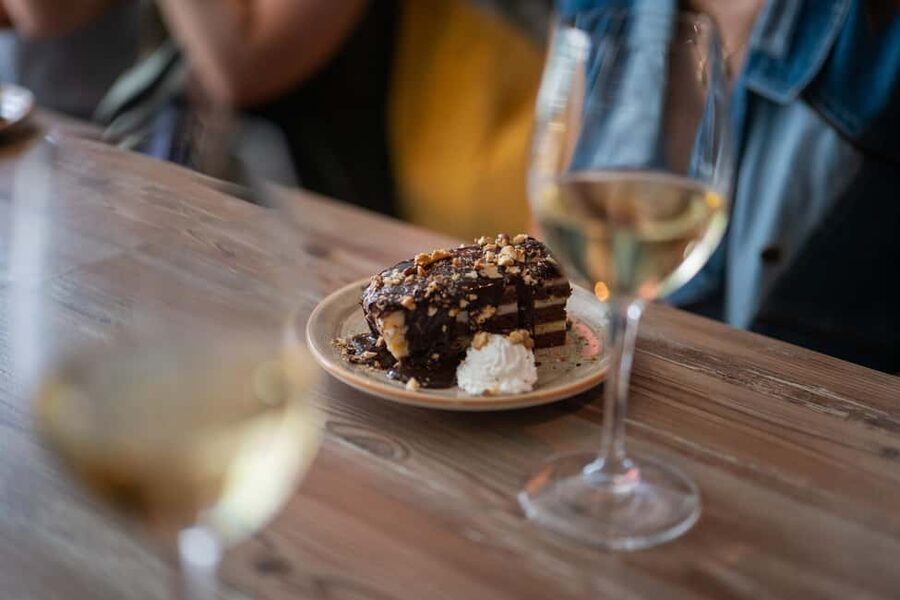 Budapest Guided Food Tour with Drinks Included - What the guides add to the meal