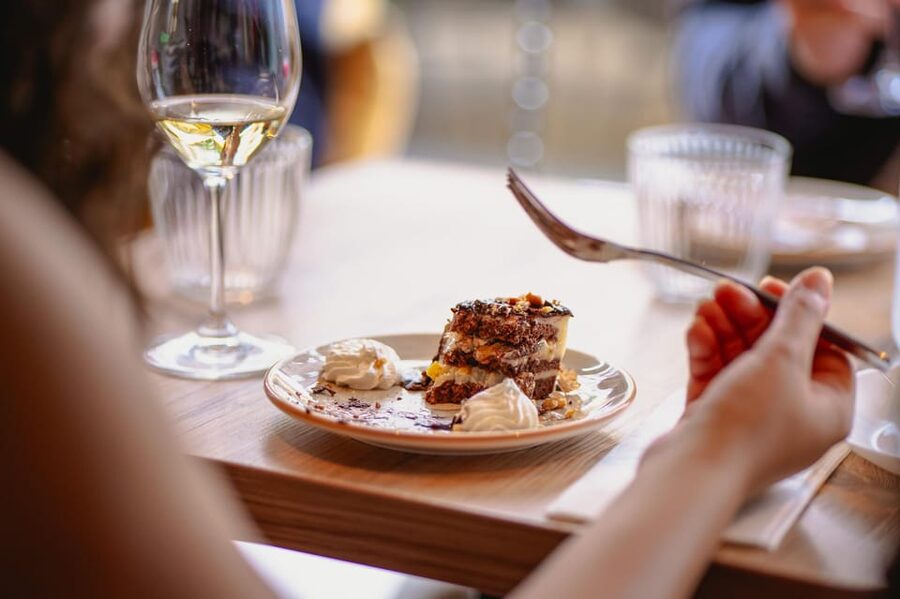 Budapest: Guided Foodie Walking Tour with Food and Drinks - Nokedli, flódni, and the sit-down courses