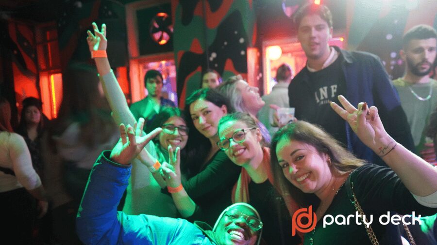 Budapest: Guided Tour to Ruin Bars with Games and 6 Shots - Why ruin bars work best with a planned route