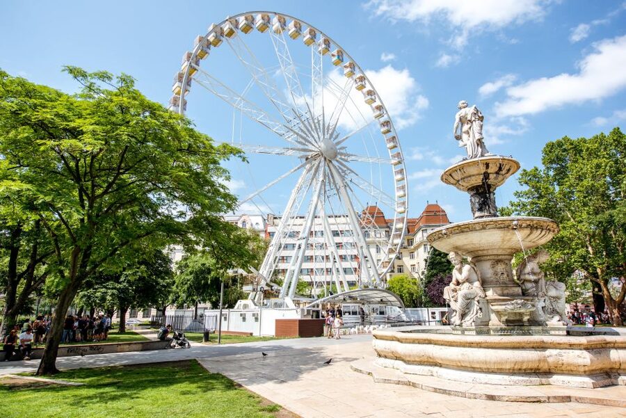 Budapest: Guided Walking Tour of Pest - How Much History Will You Get?
