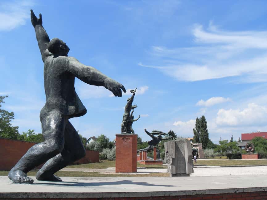 Budapest Half-Day Tour: Life Behind the Iron Curtain - Price, Included Features, and Who Gets Good Value