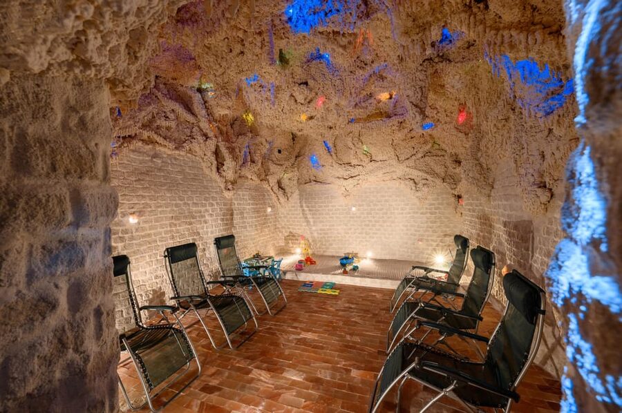 Budapest: Helia Day Spa entry ticket - Arrival, access, and service
