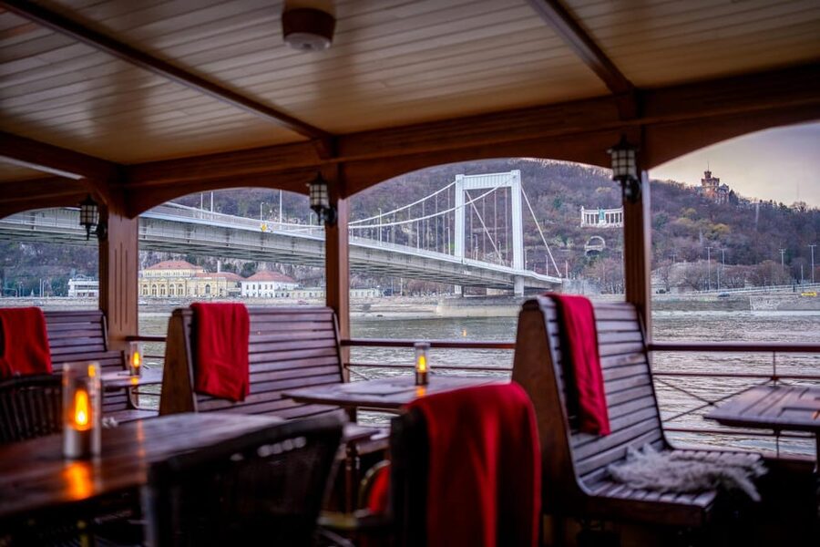 Budapest: Historic Cruise with Welcome Drink - Is $12 a fair price?