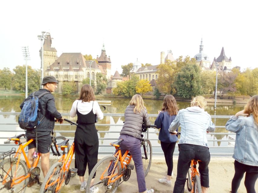 Budapest: Historic Downtown Bicycle Ride with Scenic Views - Key points to know before you book