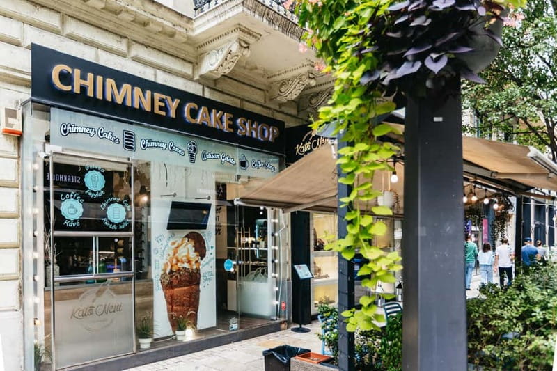 Budapest: Hungarian Chimney Cake Workshop in the City Center - Toppings, tasting, and taking your cakes home
