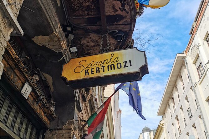 Budapest (Jewish Quarter) Scavenger Hunt and Self-Guided Tour - What $9.30 buys you