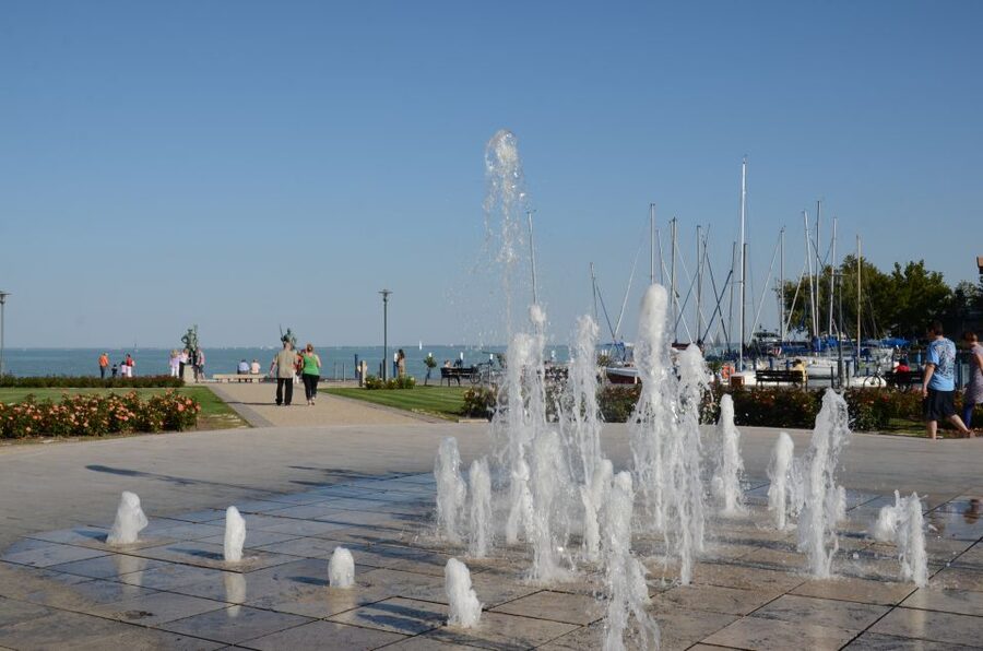 Budapest: Lake Balaton and Herend Full-Day Private Tour - Should you book the Lake Balaton and Herend tour?