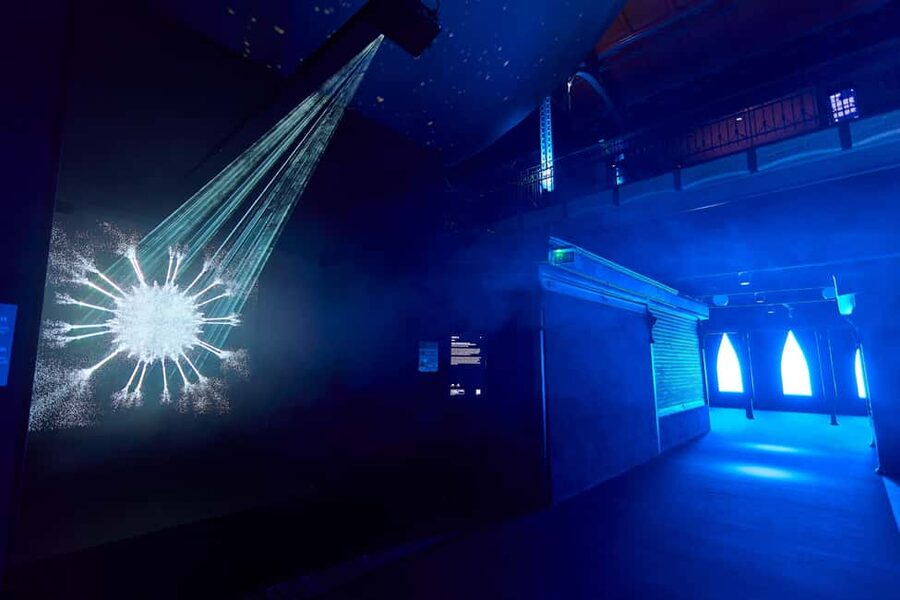 Budapest: Light Art Museum - Immersive New Media Experience - Art connections to Moholy-Nagy and Vasarely