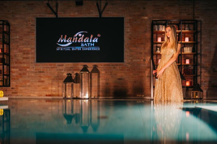Budapest: Mandala Day Spa & Luxury Pool Experience - Four pools, cold water, and a jacuzzi for 10