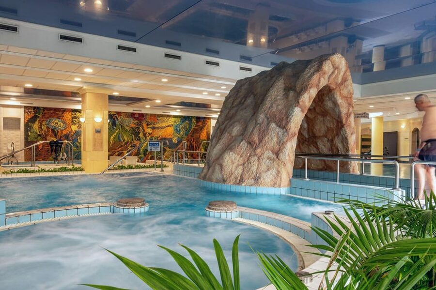Budapest: Margaret Island Day Spa Entry Ticket - Should you book Margaret Island Day Spa?