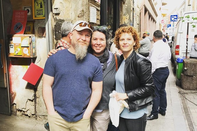 Budapest Market Tour & Home Cooking Class with local Chef & Guide - Why the small group matters