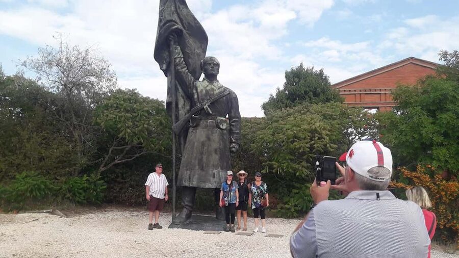 Budapest: Memento Park and Icons of Communism Guided Tour - Propaganda, law, and the pressure of daily life