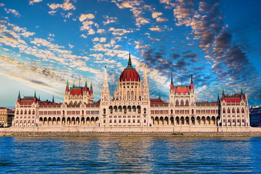 Budapest Old Town and Top Attractions Private Walking Tour - Parliament is the right place to begin