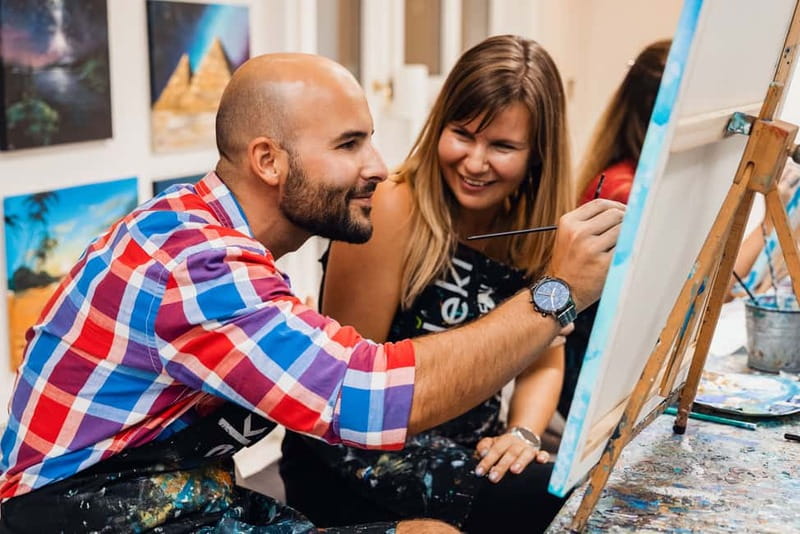 Budapest: Paint and sip experience - A Budapest souvenir made with your own hands