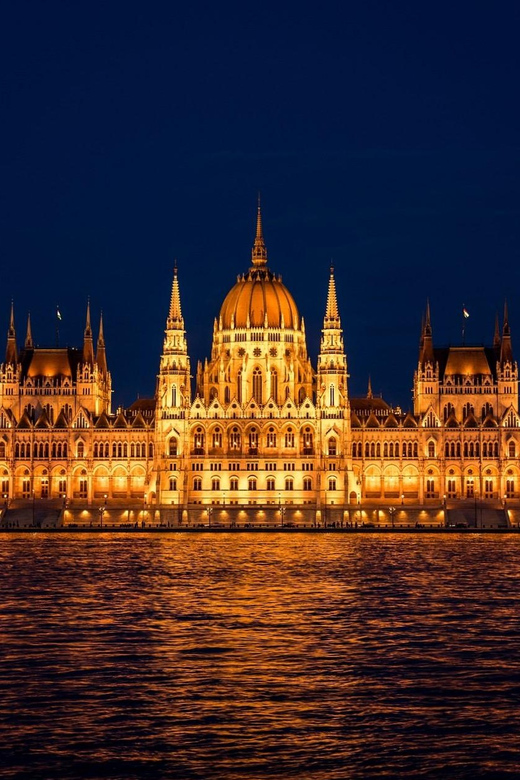 Budapest: Parliament Building Entry Ticket and Audio Guide - Why Budapest Parliament deserves time inside