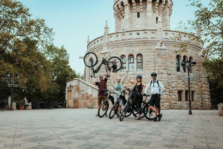 Budapest Peaks: Off-Road eBike Tour - Hármashatárhegy: the first serious taste of the route