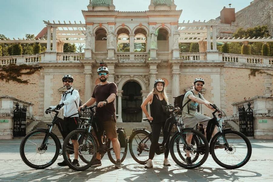 Budapest Peaks: Off-Road eBike Tour - Gepida e-SUV bikes that make the climbing possible
