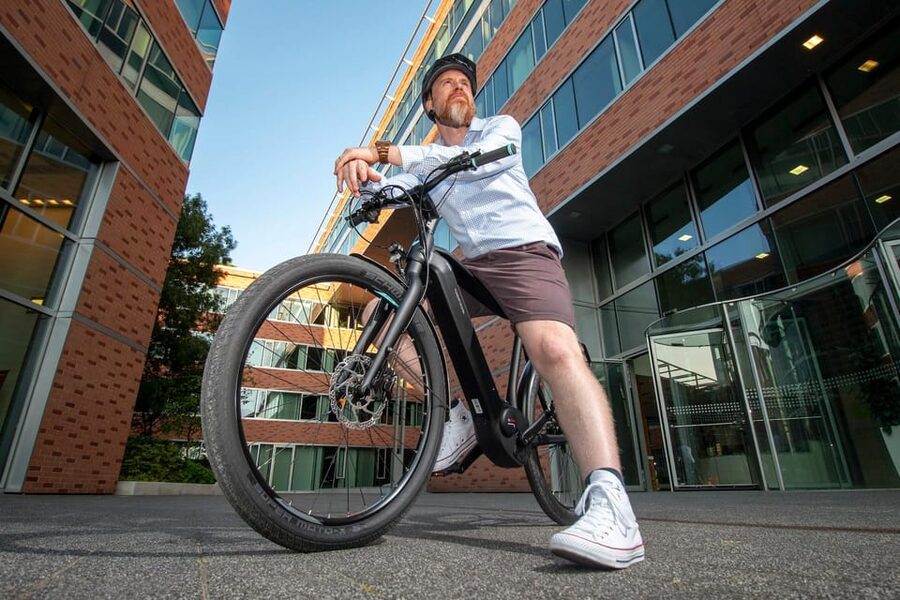Budapest: Premium E-Bike Rental - Weather, clothing, and sensible preparation
