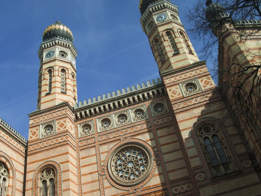 Budapest: Private 3-hour Guided City Tour by Bus - What the $259 private price really buys you