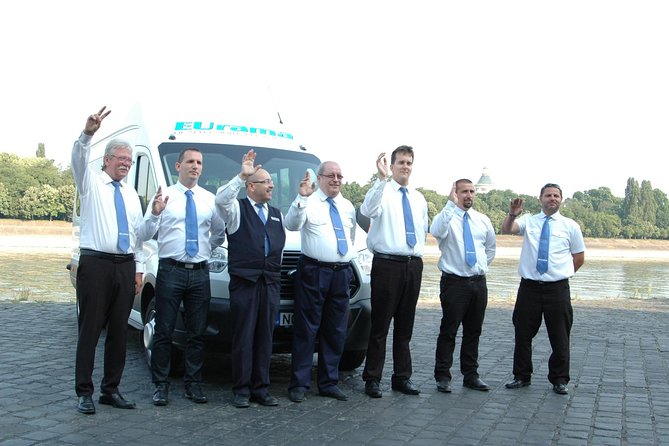 Budapest Private Airport Transfer to City or to BUD Airport Door 2 Door - What the ride is like on the road