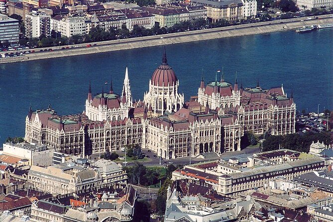 Budapest Private City Tour by car in 4 hours - The Citadella viewpoint and Budapest from above