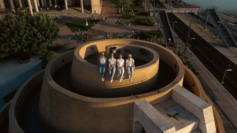 Budapest: Private Drone Photo Walking Tour with Photos - Who will enjoy this most