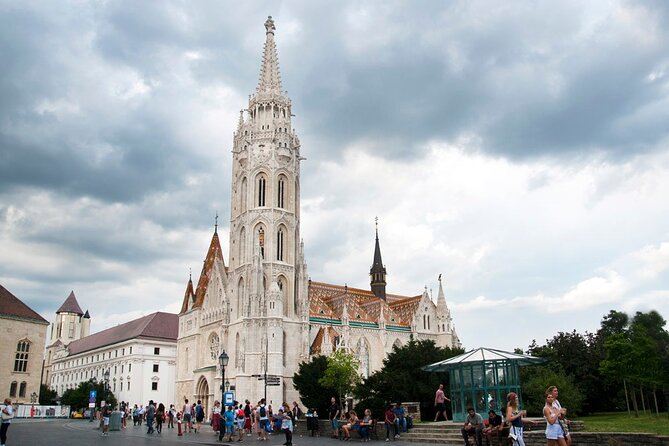 Budapest Private Full Day City Sightseeing Tour Walking or by Car - Walking, public transport, or car?