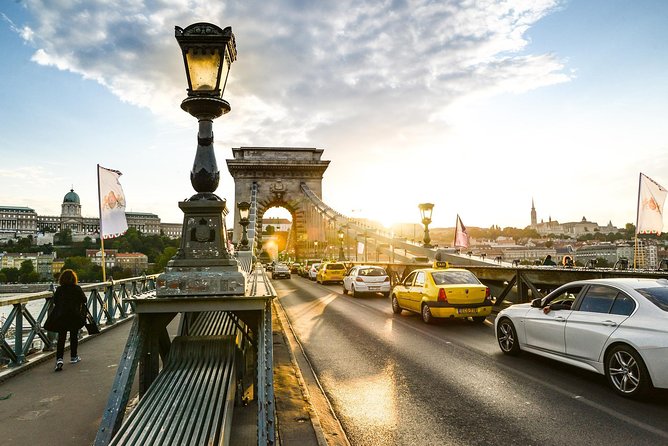 Budapest Private Luxury Sightseeing Tour with Guide and Transport - Why this tour works for a first look at Budapest