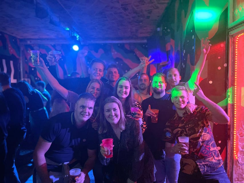 Budapest: Private, Personalized Pub Crawl, 3 drinks included - First stop: 75 minutes at a tucked-away bar