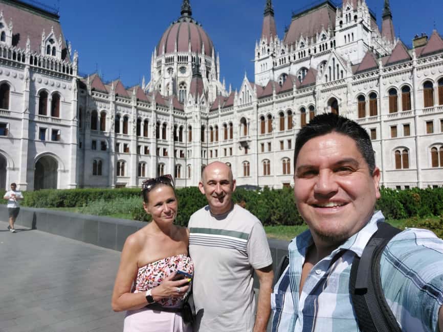 Budapest: Private Tour with a Local - A first look at Budapest with a local guide