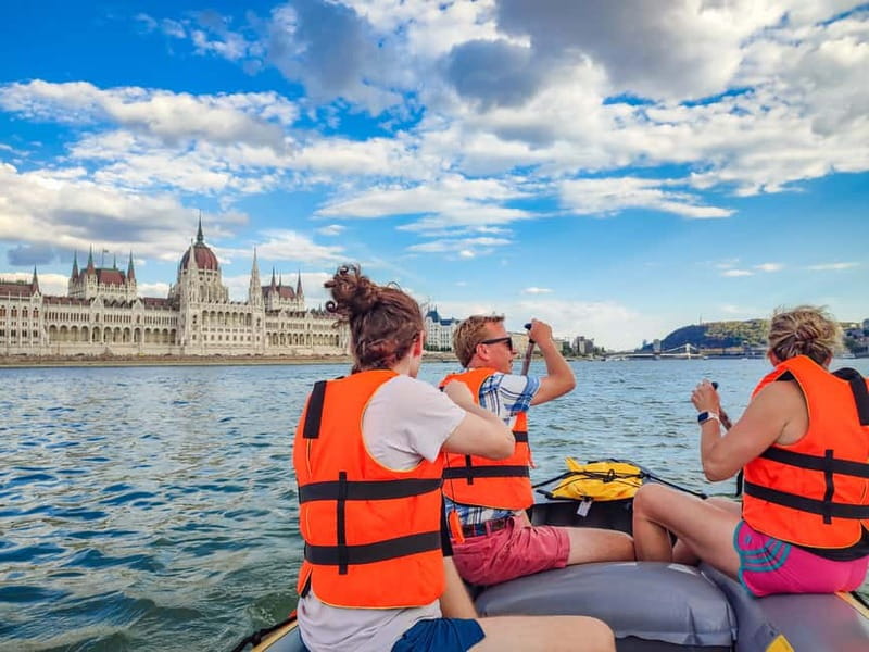 Budapest Rafting - Sunset Cruise - Learning the basics before pushing off
