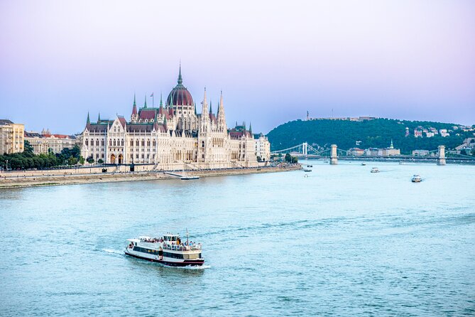 Budapest River Cruise with 1 Free Tokaj Frizzante and Audio Guide - Gellért Hill, the baths, and Budapest’s southern riverfront
