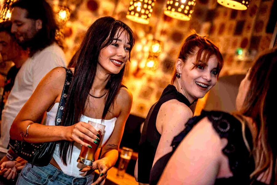 Budapest: Ruin Bar Pub Crawl with Entry Tickets - Why Budapest ruin bars work so well for a pub crawl