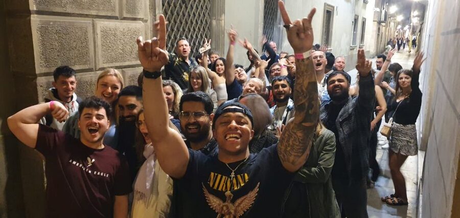 Budapest: Ruin Bar Pub Crawl with Entry Tickets - Walking, timing, and group rhythm