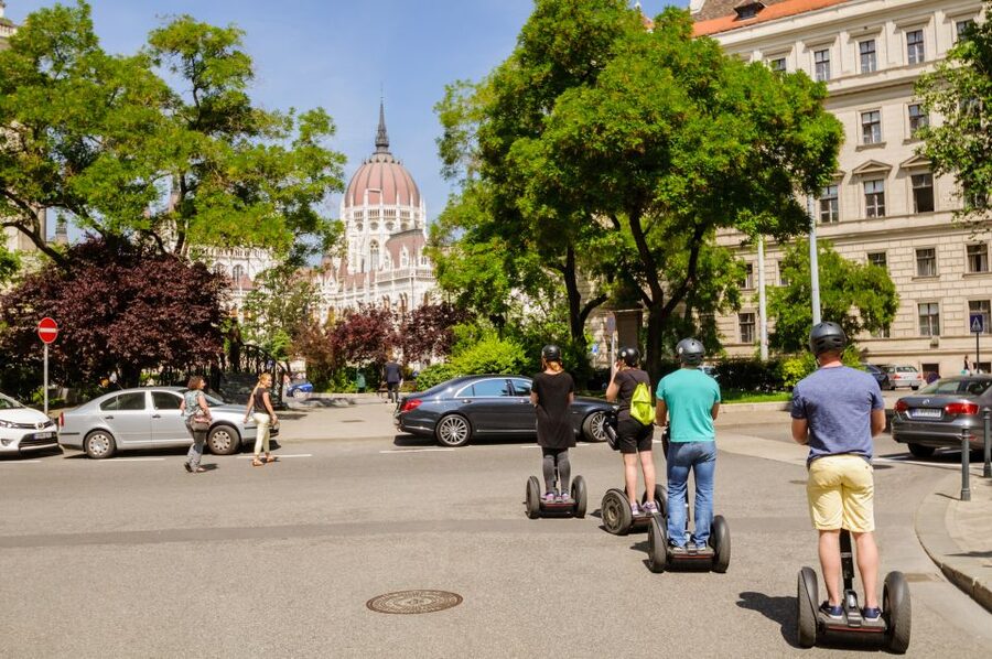 Budapest: Segway Sightseeing Tour - St. Stephen’s Basilica and the heart of Pest