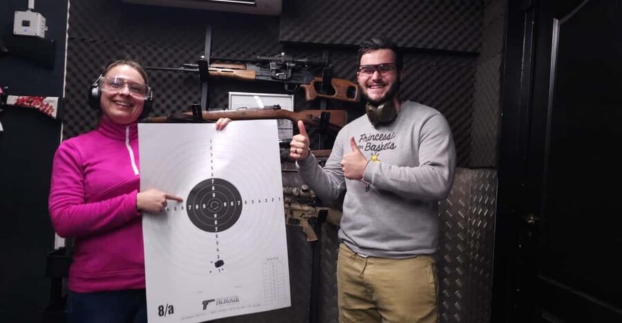 Budapest: Shooting Experience for Couples, The Perfect Date - Getting there and planning the hour