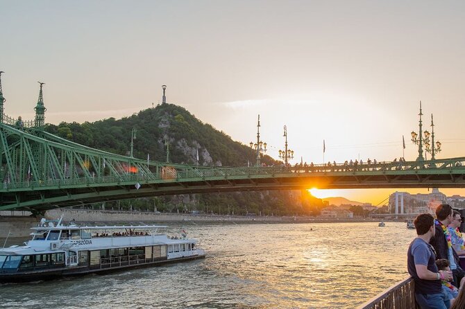 Budapest Sip and Sail Danube Cruise with Unlimited Prosecco - Timing, weather, and cancellation details