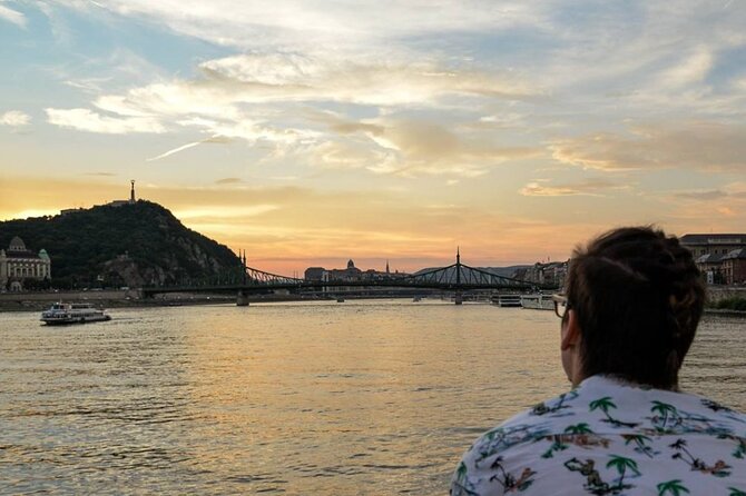 Budapest Sip and Sail Danube Cruise with Unlimited Prosecco - What you get during the sailing