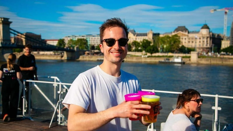 Budapest: Sip & Sail Danube Cruise with Unlimited Beer - Why Budapest looks best from the Danube at sunset
