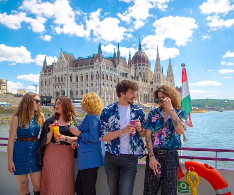 Budapest: Skyline Sightseeing Cruise with Parliament View - Key points to know before you book