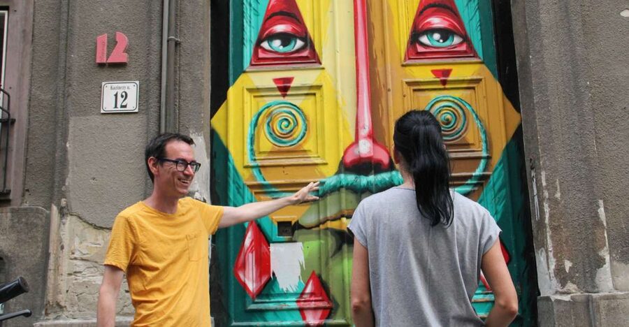 Budapest: Street Art Tour - Meeting at My Little Melbourne