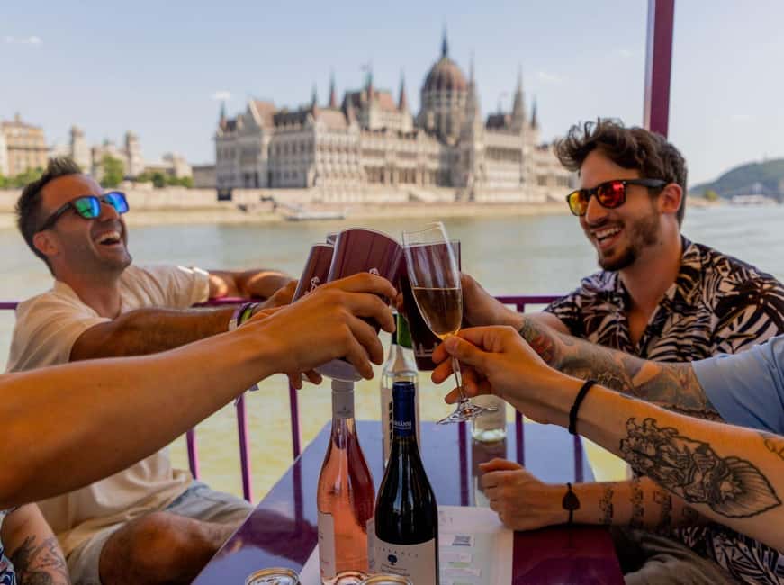 Budapest: Sunset Cruise with 2 Cocktails - Key points to know before boarding