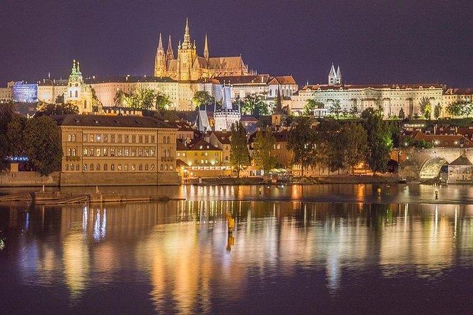 Budapest to Prague Private transfer with 2 hour sightseeing stop - Timing your stop so two hours feels longer