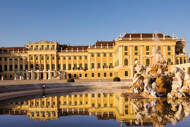 Budapest to Vienna Private Costumizable Day Tour with Lunch - Walking through the historic center