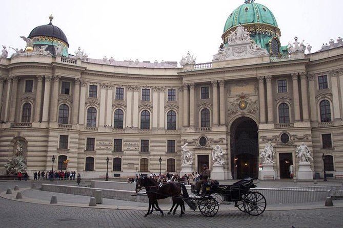 Budapest to Vienna Private Costumizable Day Tour with Lunch - Ringstrasse landmarks from the vehicle
