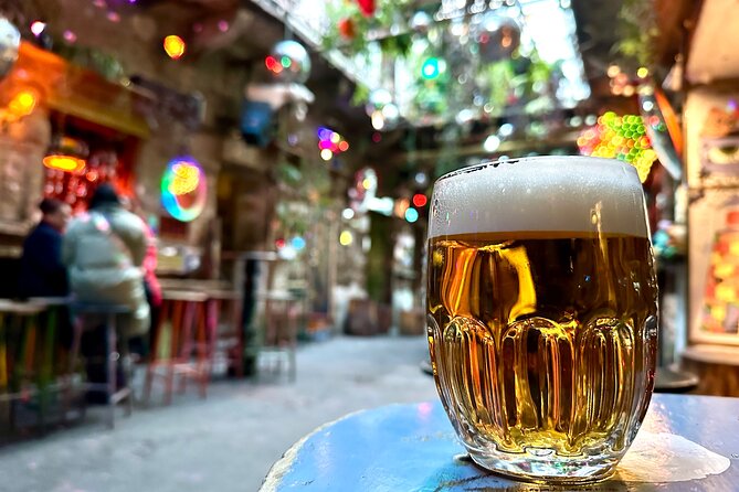 Budapest Urban Art - Private Street Art Tour with a Drink in a Ruin Bar - Street food stops without a fixed meal